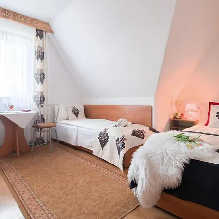 Wrzos Nocleg ze śniadaniem 3*